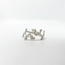 Cargar imagen en el visor de la galería, Anillo Flor de Muña